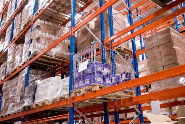 8 Useful Tips in Selecting the Right Warehouse Racking System
