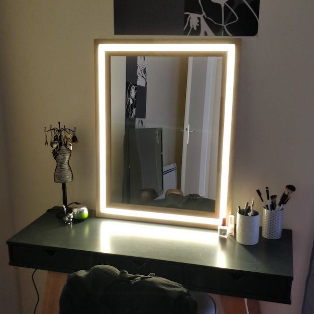 Top 3 Reasons You Need a LED Vanity Mirror