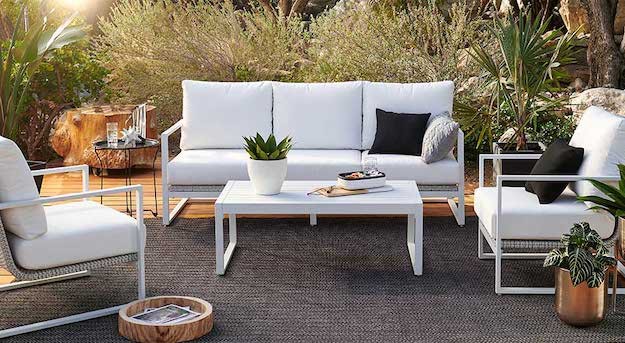 5 Things to Consider While Buying Summer Furniture